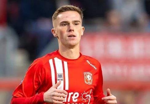 前鎖定降級 前鎖定降級